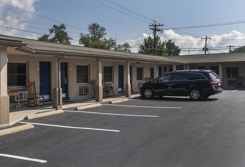 בית מלון כפרי Relax Inn   Bryson City