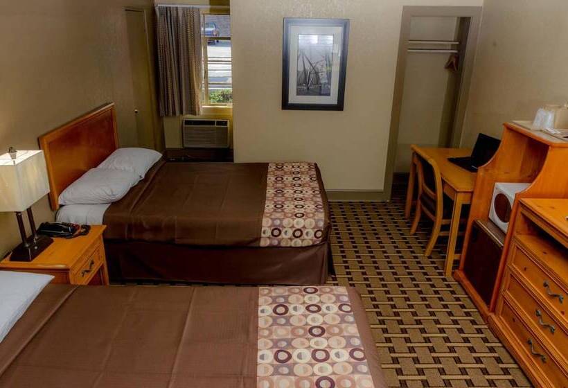 בית מלון כפרי Relax Inn   Bryson City