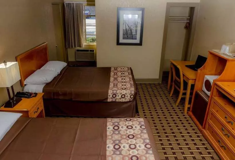 בית מלון כפרי Relax Inn   Bryson City