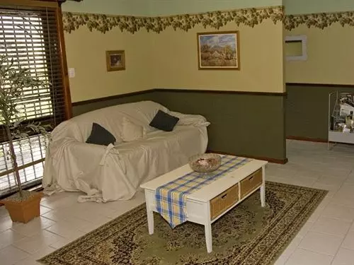 فندق Talga Vines Vineyard Escape