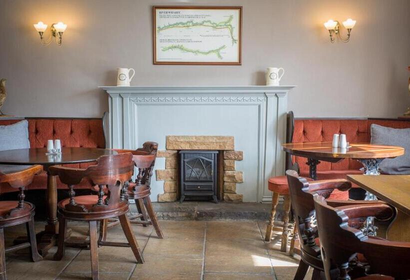 فندق Tennant Arms