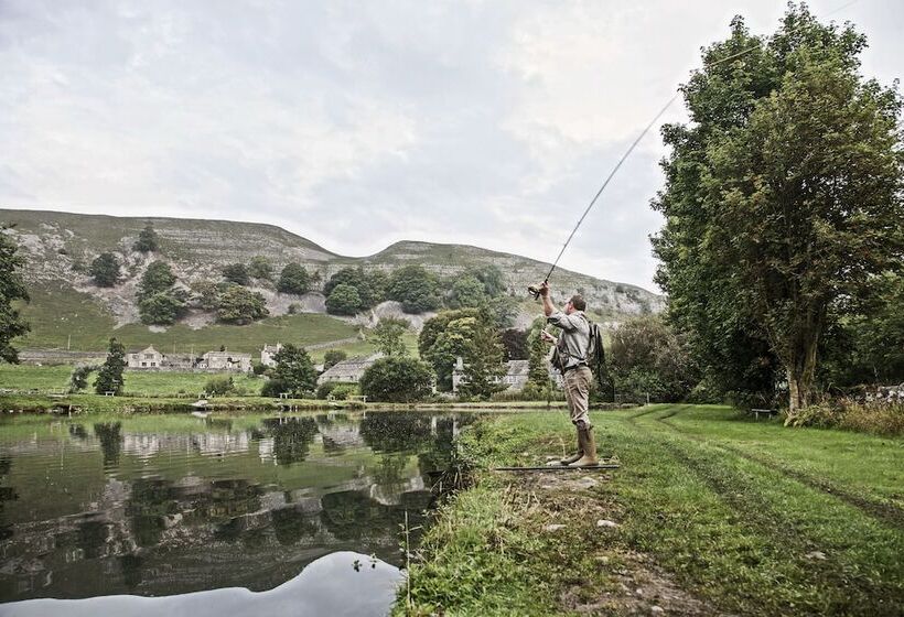 فندق Tennant Arms