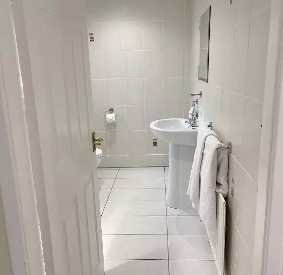 בית מלון כפרי Anglers Arms