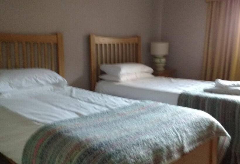 فندق The Bell House