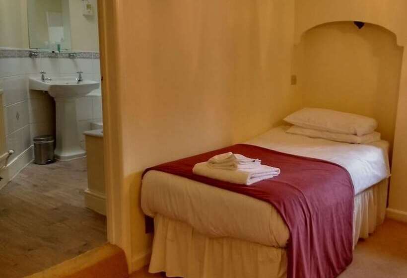 فندق The Bell House