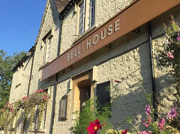Hotel The Bell House