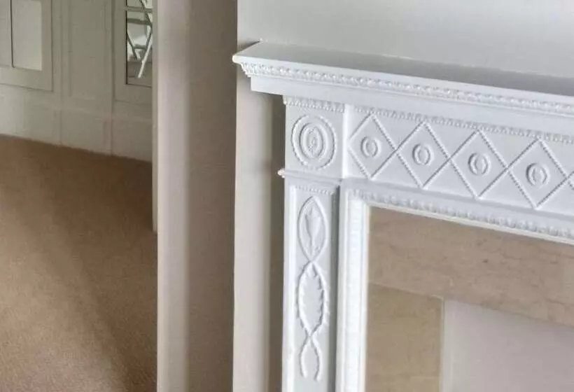 Hotel The Bell House