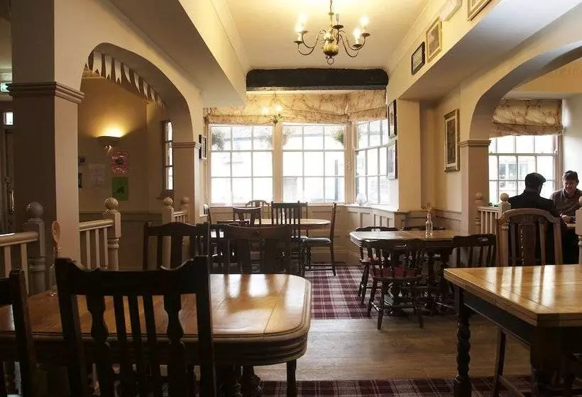 בית מלון כפרי The Grove Arms