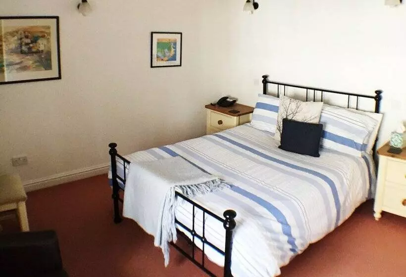 فندق The White Hart