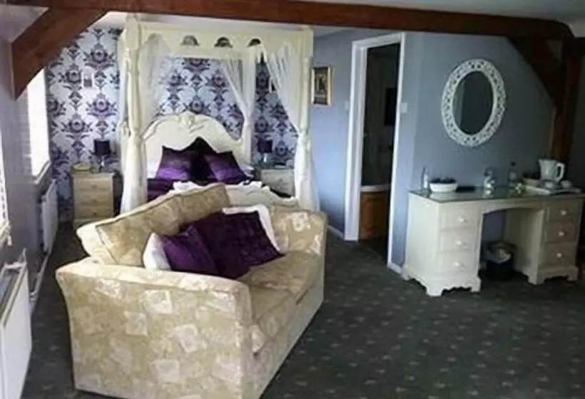 Отель The White Horse