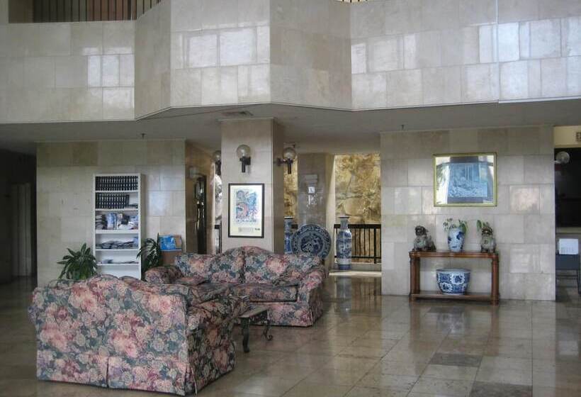 Hotel Tumon Bay Capital