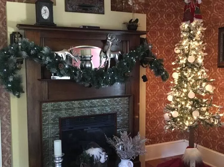 Mccloud River Bed And Breakfast