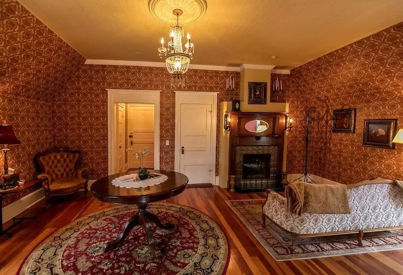 Mccloud River Bed And Breakfast