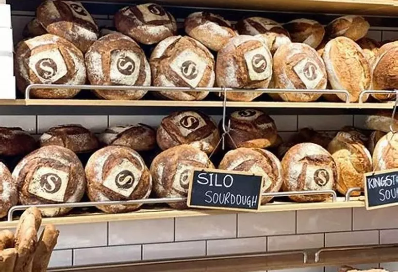 Oxley Court Serviced Apartments