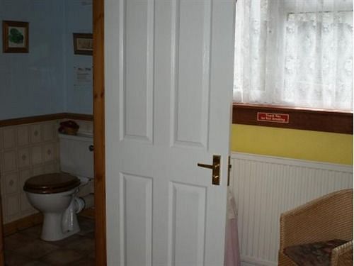 Пансион Hawthorn Lodge Guest House