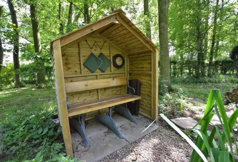 펜션 Old Presbytery Guest House