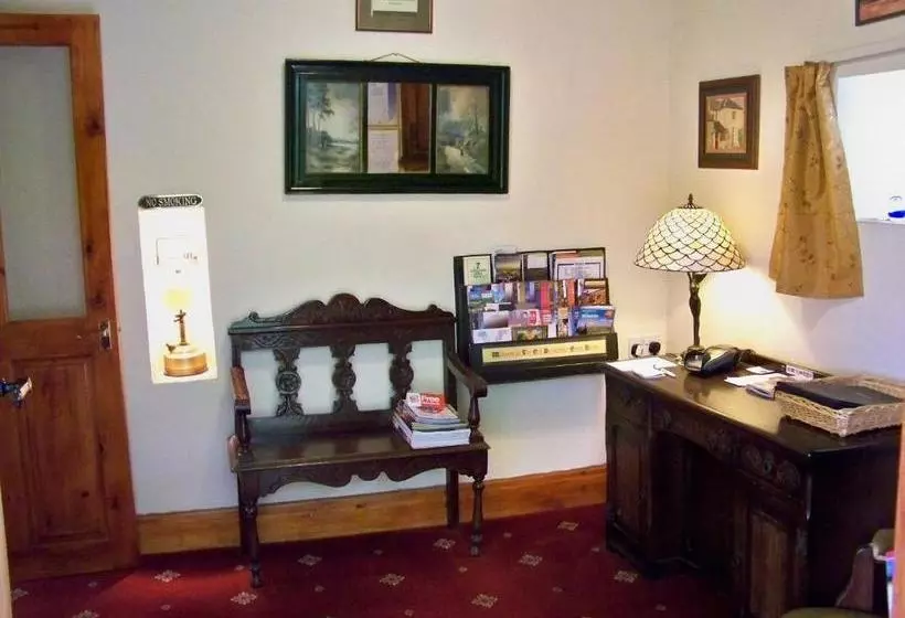 펜션 Old Presbytery Guest House