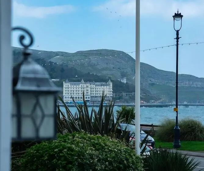 펜션 Promenâd Bed & Breakfast