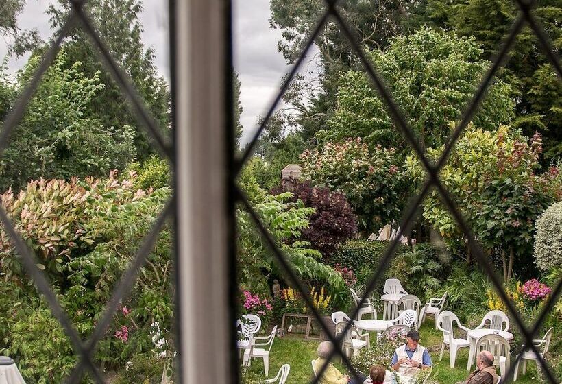 פנסיון Southern Cross Guest House