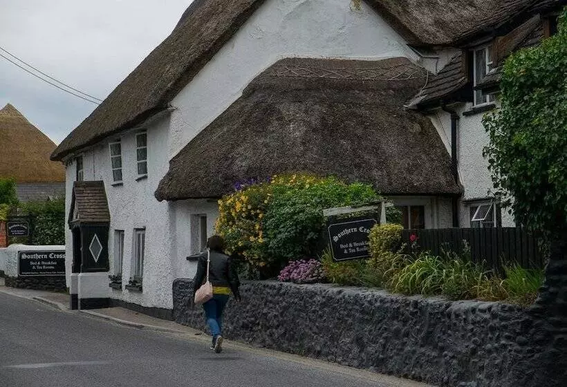 Пансион Southern Cross Guest House