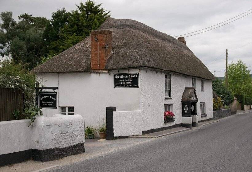 פנסיון Southern Cross Guest House