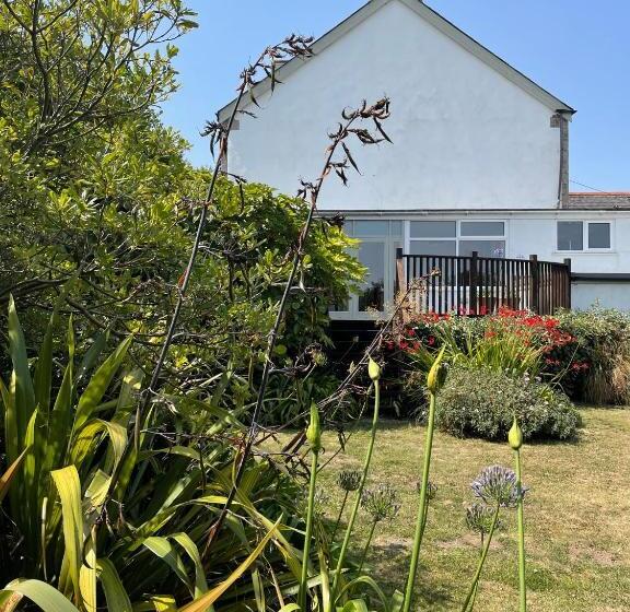 بنسيون St George S