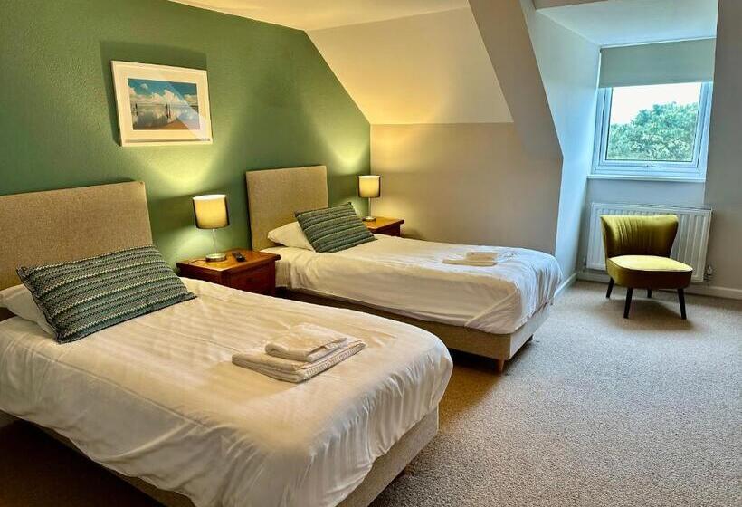 بنسيون St George S