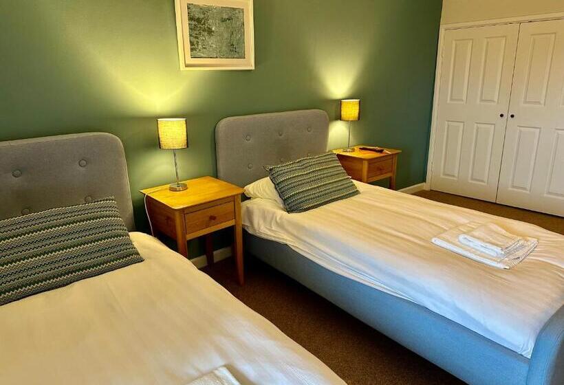 بنسيون St George S