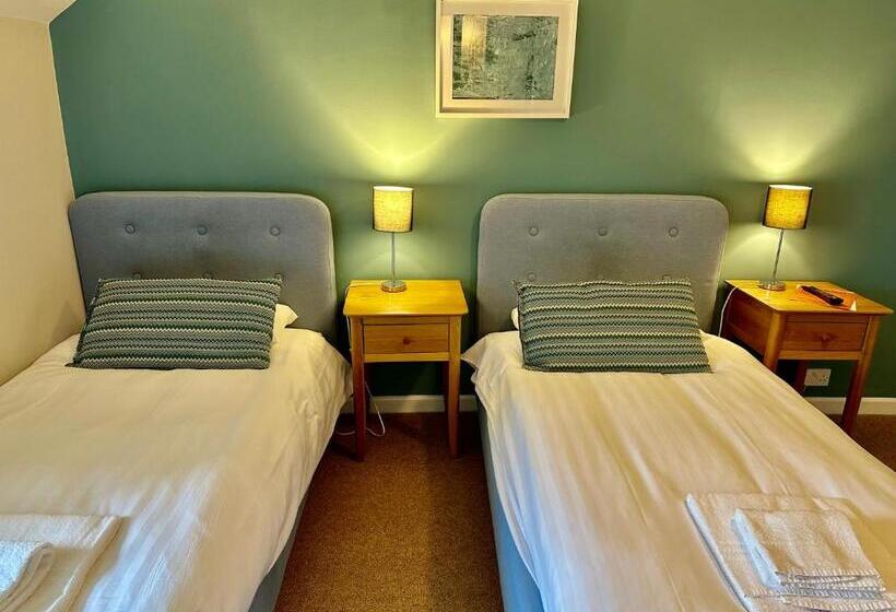 بنسيون St George S