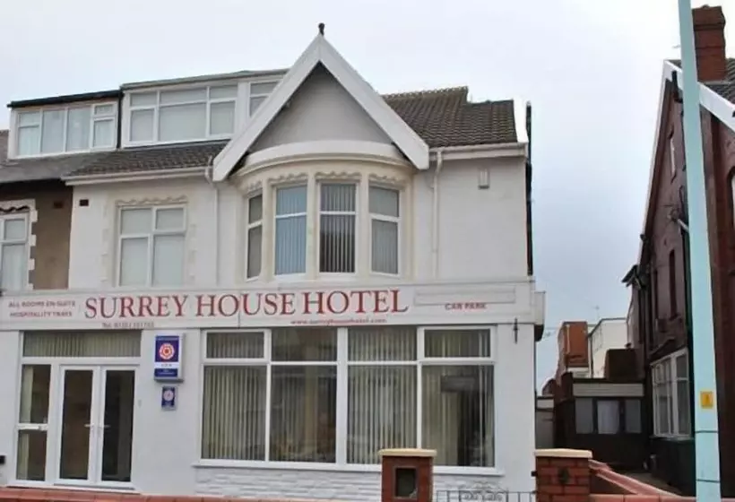 פנסיון Surrey House