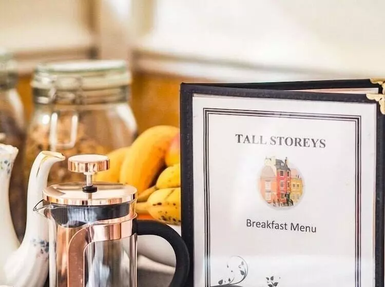 Пансион Tall Storeys