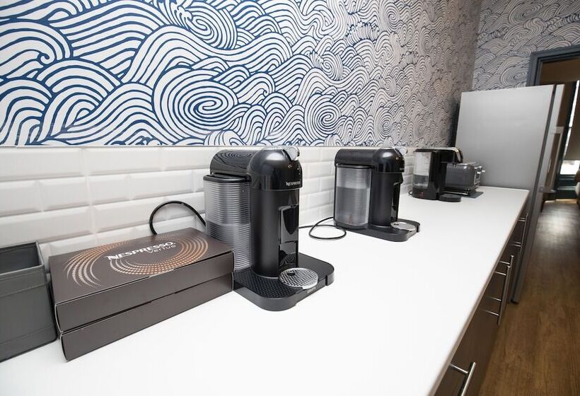 بنسيون The Stamford