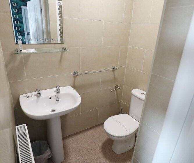 بنسيون The Stamford