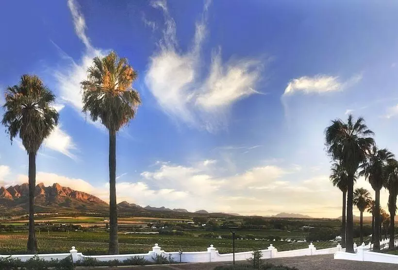 펜션 Val Du Charron Wine & Leisure Estate