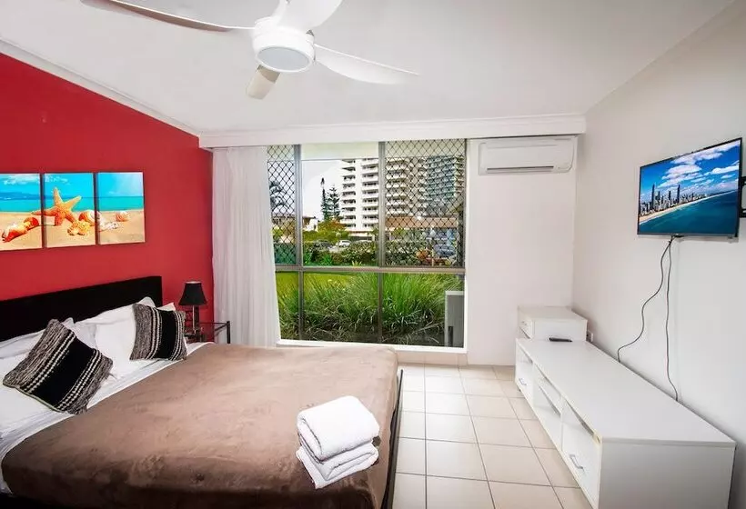 Seacrest Beachfront Holiday Apartments