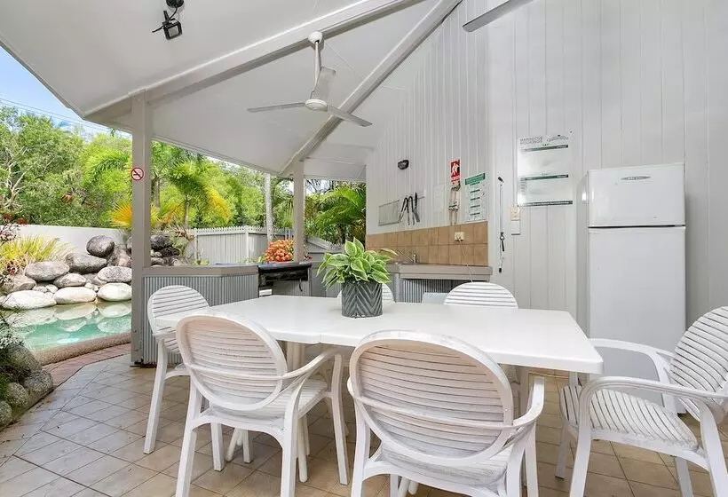 Seascape Holiday At The Queenslander