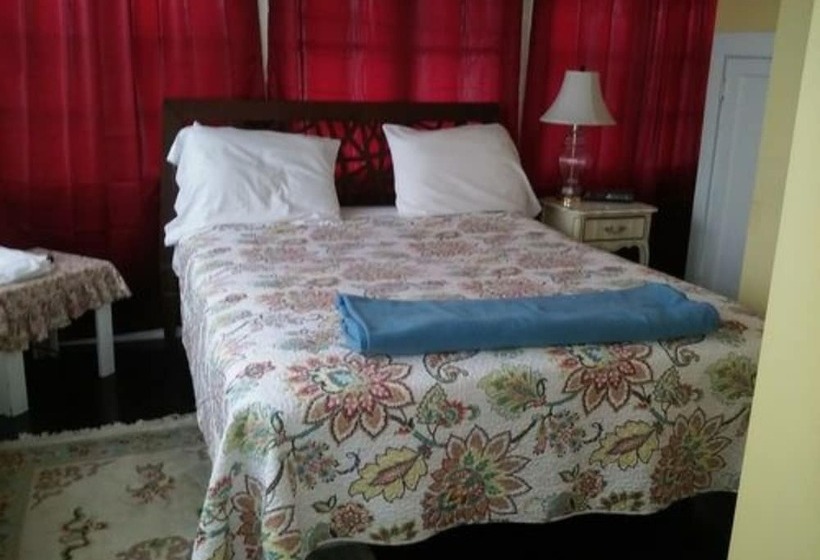 Six Acres Bed & Breakfast