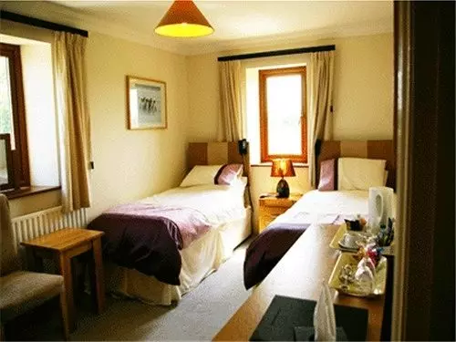 민박 Whaddon Grove House