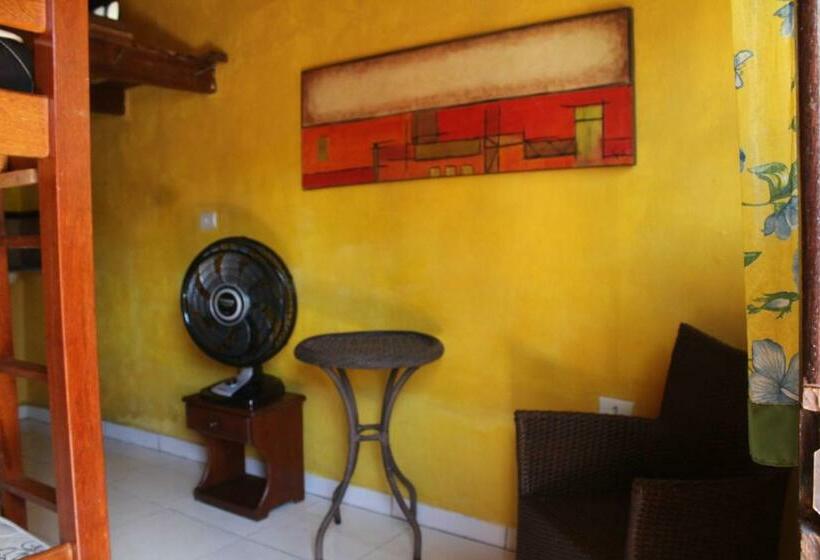 Rosário Temporada Hostel ,rua Ilma Cunha 241 Olinda  Pe