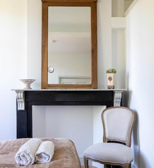 تختخواب و صبحانه Huis Van Loon