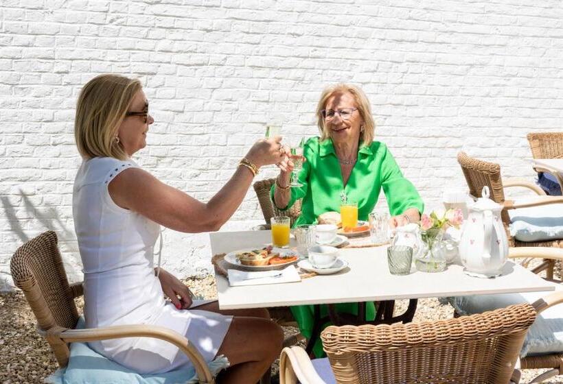 تختخواب و صبحانه Huis Van Loon