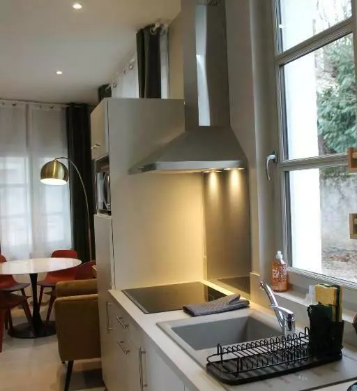 Aamiaismajoitus (B&B) Le Gite Des 3 Mousquetaires