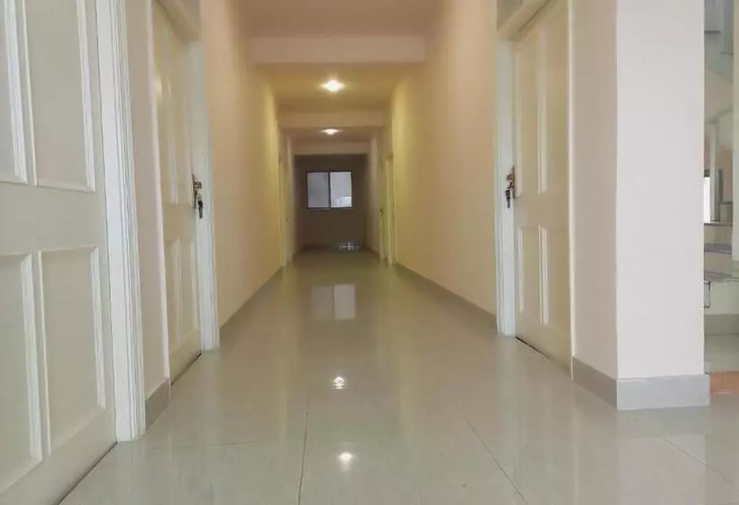 هتل Canal View