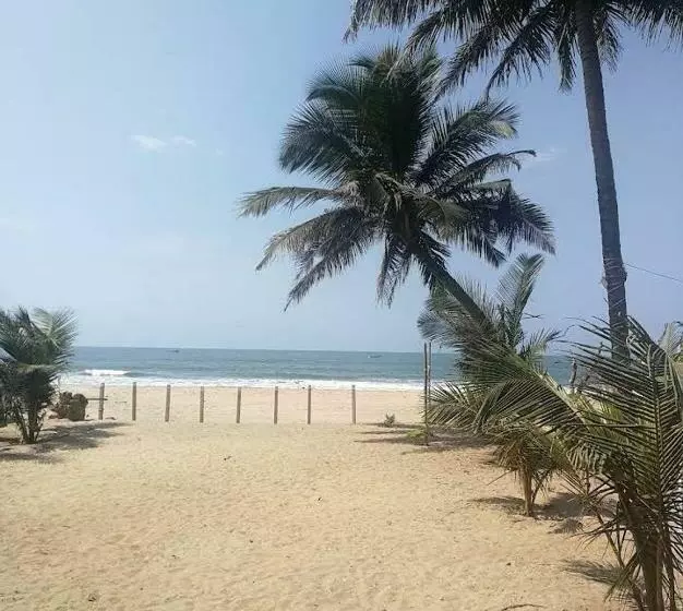 هتل Coco Beach Gokarna