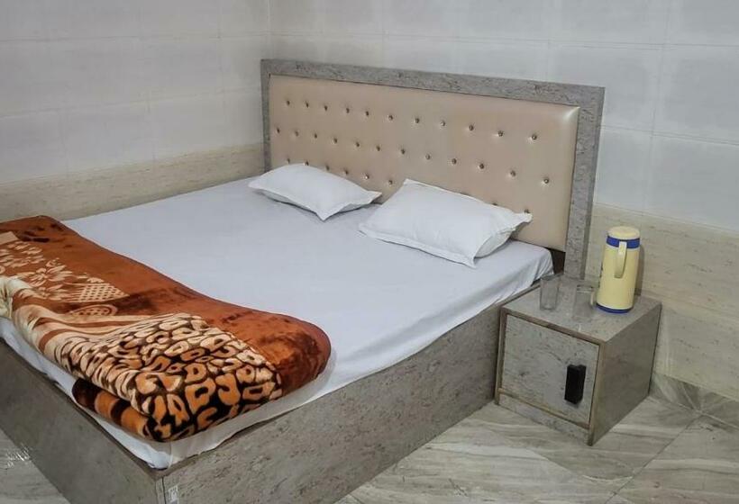 בית מלון כפרי Garv By Wb Inn