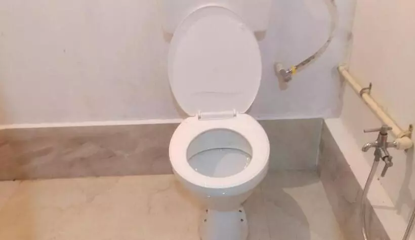 Hotelli Hilltone Panorama Bungalow Veg Non Veg Matheran