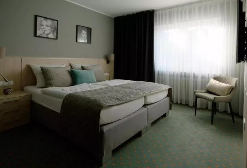 ホテル Landgasthaus Lenniger