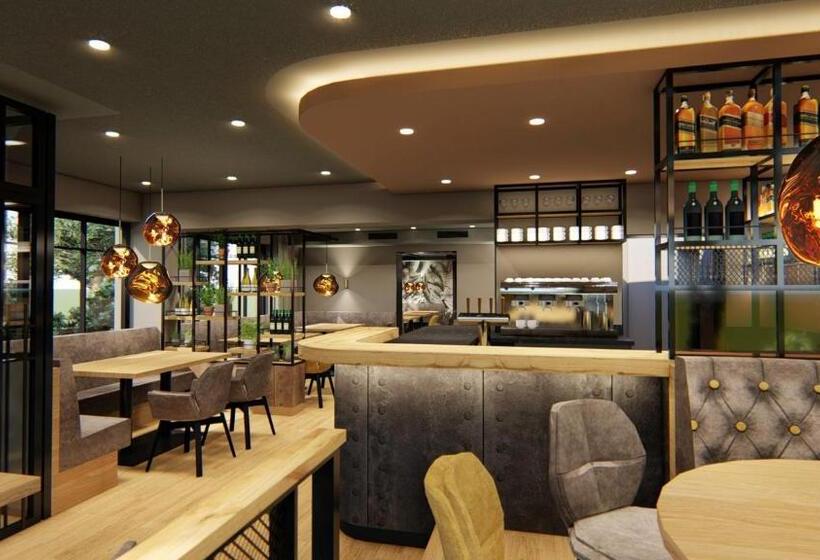 Отель Landgasthaus Lenniger