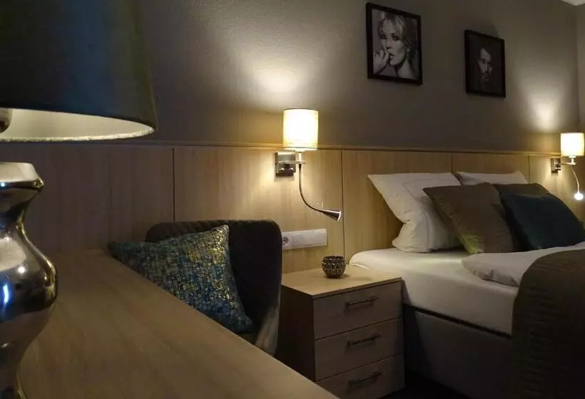 ホテル Landgasthaus Lenniger