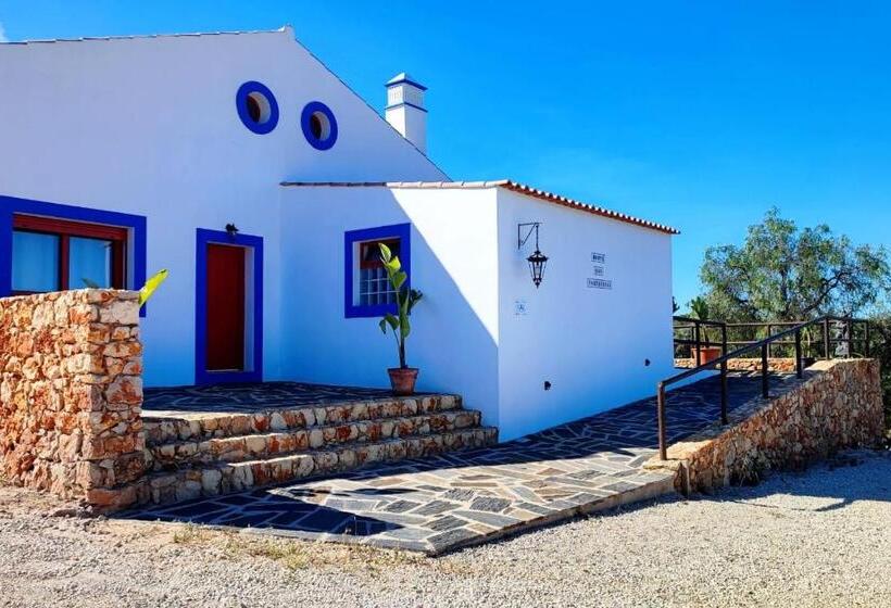 هتل Monte Das Fontainhas